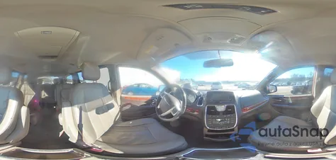 2015 Chrysler Town & Country Touring z USA, uszkodzony, nr VIN 2C4RC1BG0FR561036